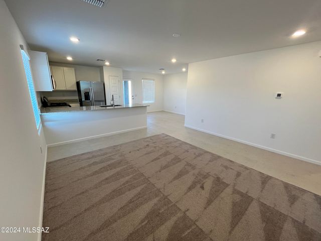 8341 S Clara Roberts Way, Vail, AZ 85641