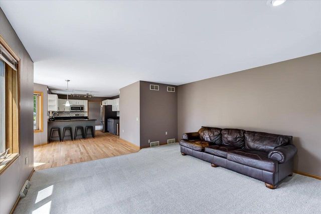 7129 Countrywood Lane, Madison, WI 53719