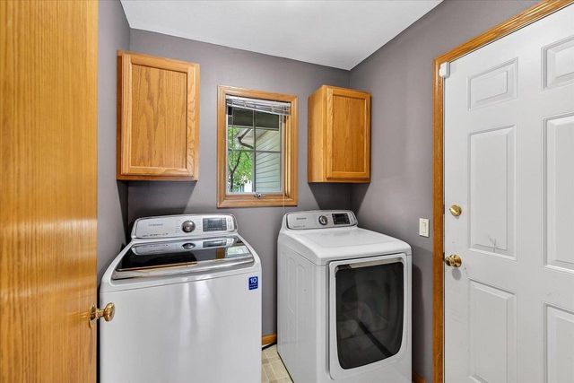 7129 Countrywood Lane, Madison, WI 53719