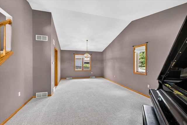 7129 Countrywood Lane, Madison, WI 53719