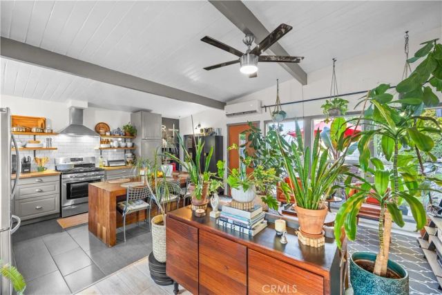 5657 Glenfinnan, Azusa, CA 91702