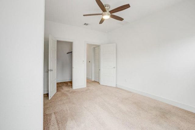 5915 Swayden LN, Austin, TX 78745