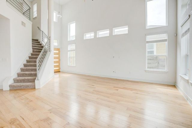 5915 Swayden LN, Austin, TX 78745