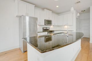 5915 Swayden LN, Austin, TX 78745