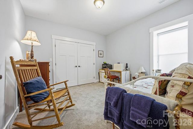 68 Curtain Bluff, Hendersonville, NC 28791