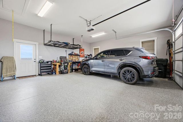 68 Curtain Bluff, Hendersonville, NC 28791