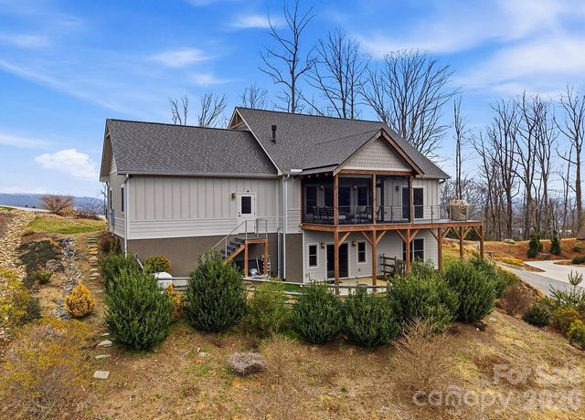 68 Curtain Bluff, Hendersonville, NC 28791