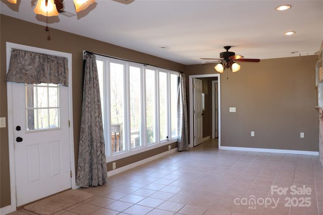 3041 Heffner Place, Hudson, NC 28638