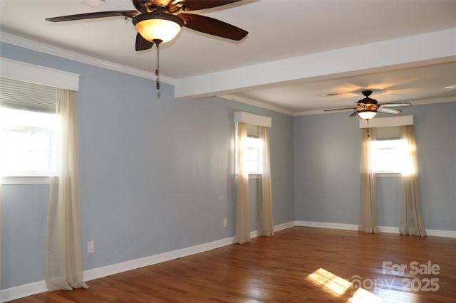 3041 Heffner Place, Hudson, NC 28638