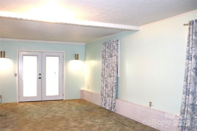 3041 Heffner Place, Hudson, NC 28638