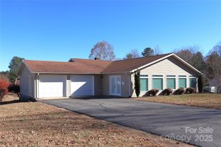 3041 Heffner Place, Hudson, NC 28638