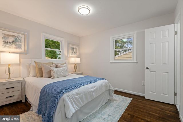 2711 GROVETON ST, Alexandria, VA 22306