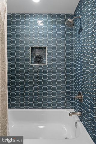 2711 GROVETON ST, Alexandria, VA 22306