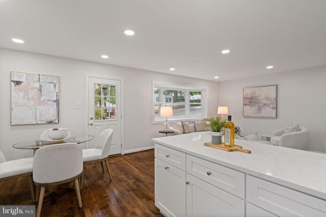 2711 GROVETON ST, Alexandria, VA 22306