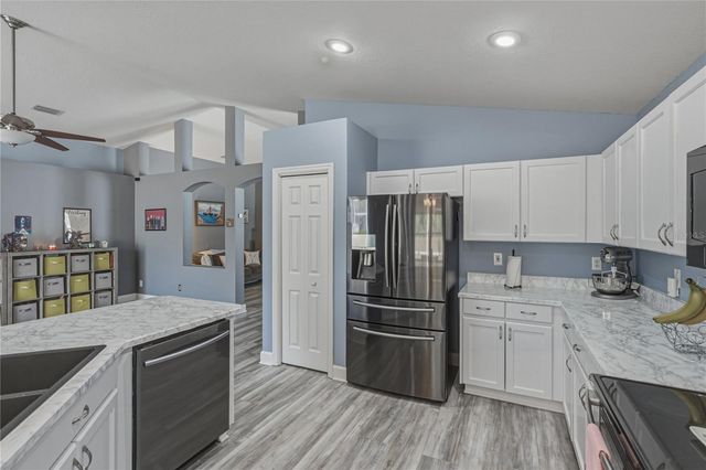 2627 BROOKVILLE DRIVE, Valrico, FL 33596