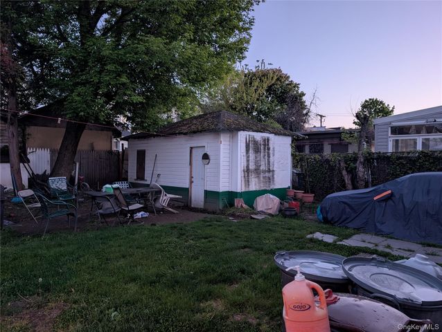 19122 113th Avenue, Saint Albans, NY 11412