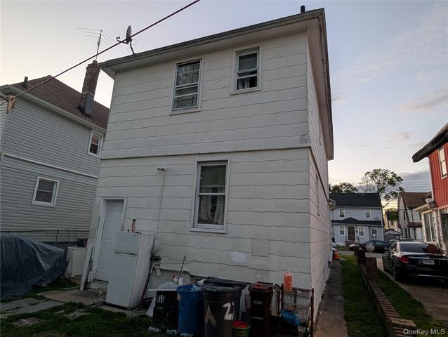 19122 113th Avenue, Saint Albans, NY 11412