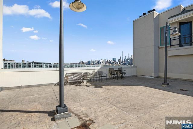 600 Harbor Boulevard 1121, Weehawken, NJ 07086