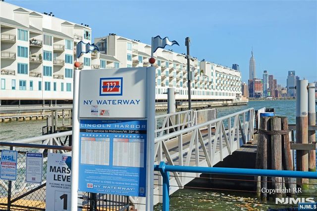 600 Harbor Boulevard 1121, Weehawken, NJ 07086
