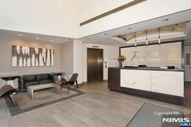 600 Harbor Boulevard 1121, Weehawken, NJ 07086