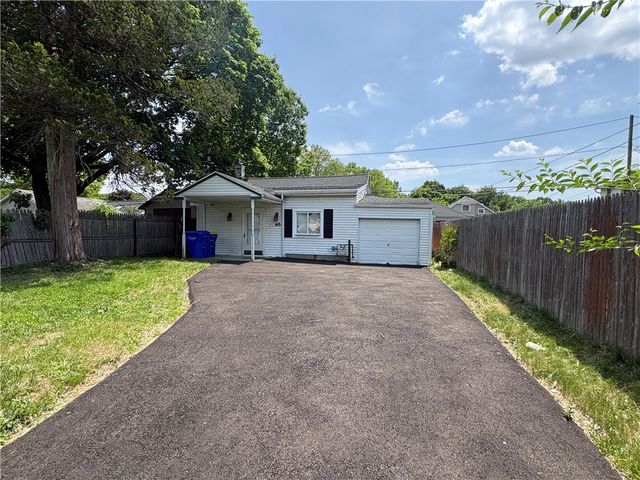 65 Wheeldon Drive, Greece, NY 14616