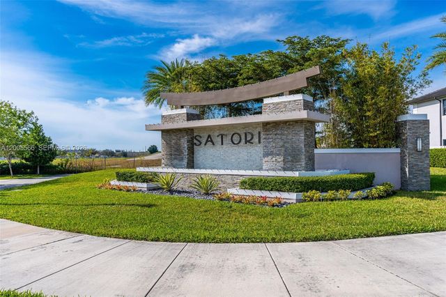 15540 NW 88th Ave, Miami Lakes, FL 33018