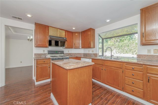 1310 Heidelberg Avenue, Walnut, CA 91789