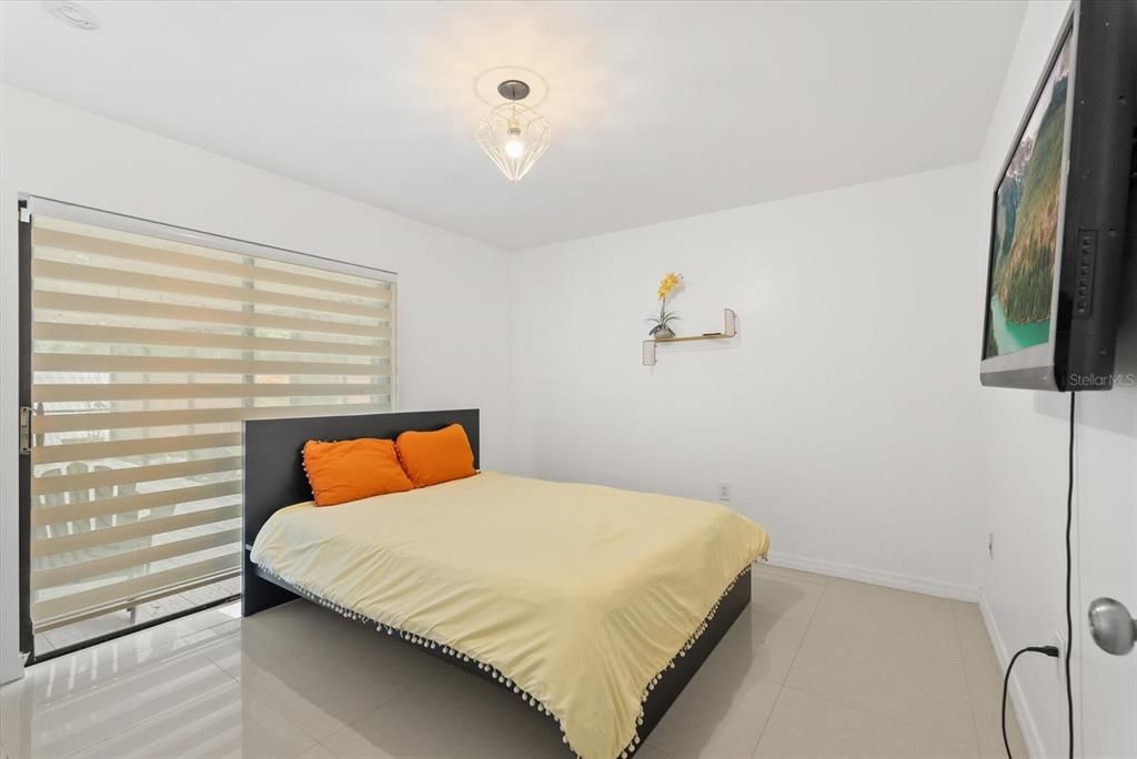 Image 10 of property listing at 8607 SANDBERRY BOULEVARD, Orlando, FL 32819