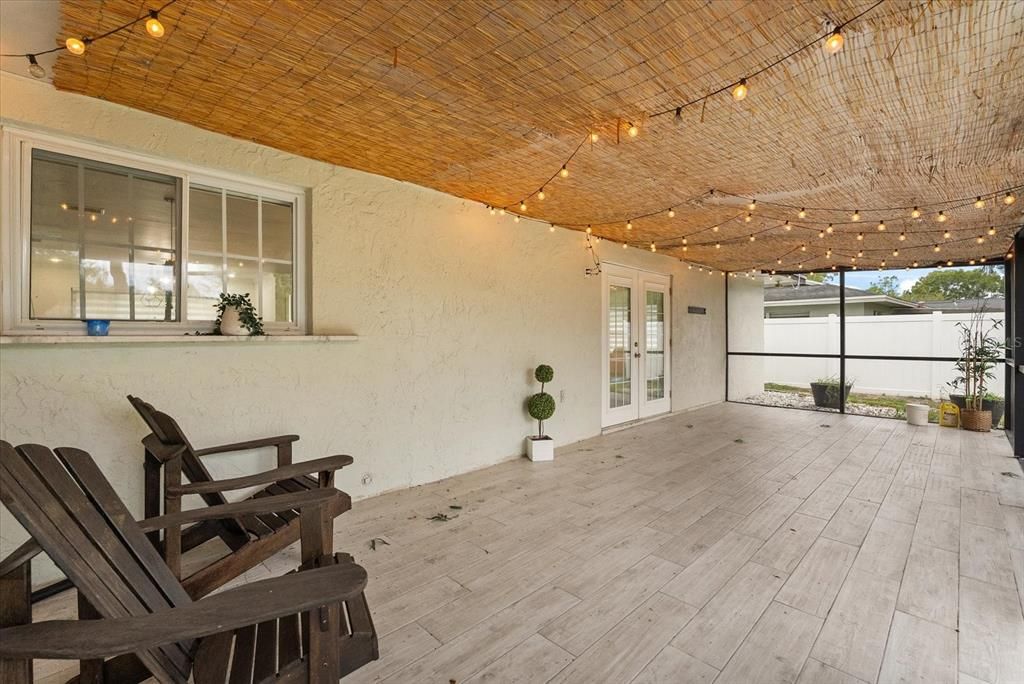 Image 28 of property listing at 8607 SANDBERRY BOULEVARD, Orlando, FL 32819