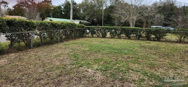 6406 Antietam Dr, Pensacola, FL 32503