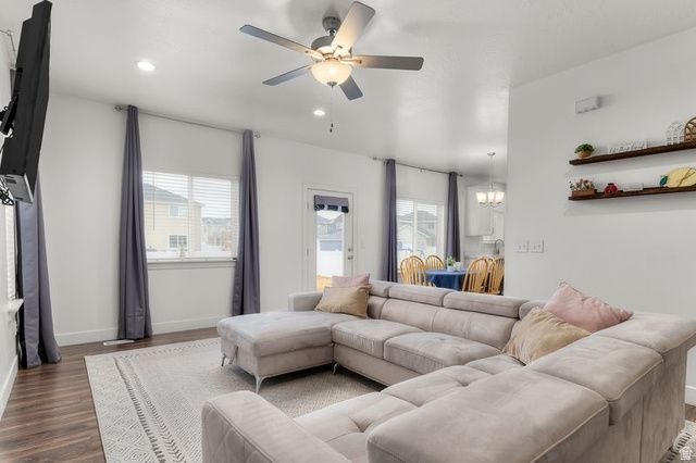 1112 E DEBORAH ST, Eagle Mountain, UT 84005