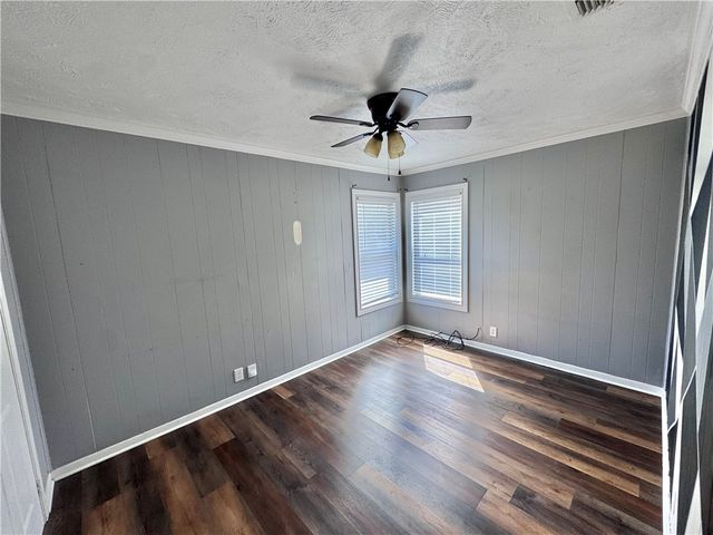 1218 Whitaker Dr, Corpus Christi, TX 78412