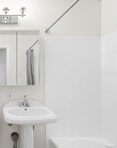 1164 Roslyn Street, Denver, CO 80220