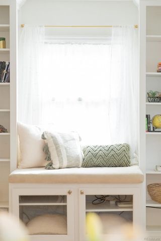 1164 Roslyn Street, Denver, CO 80220