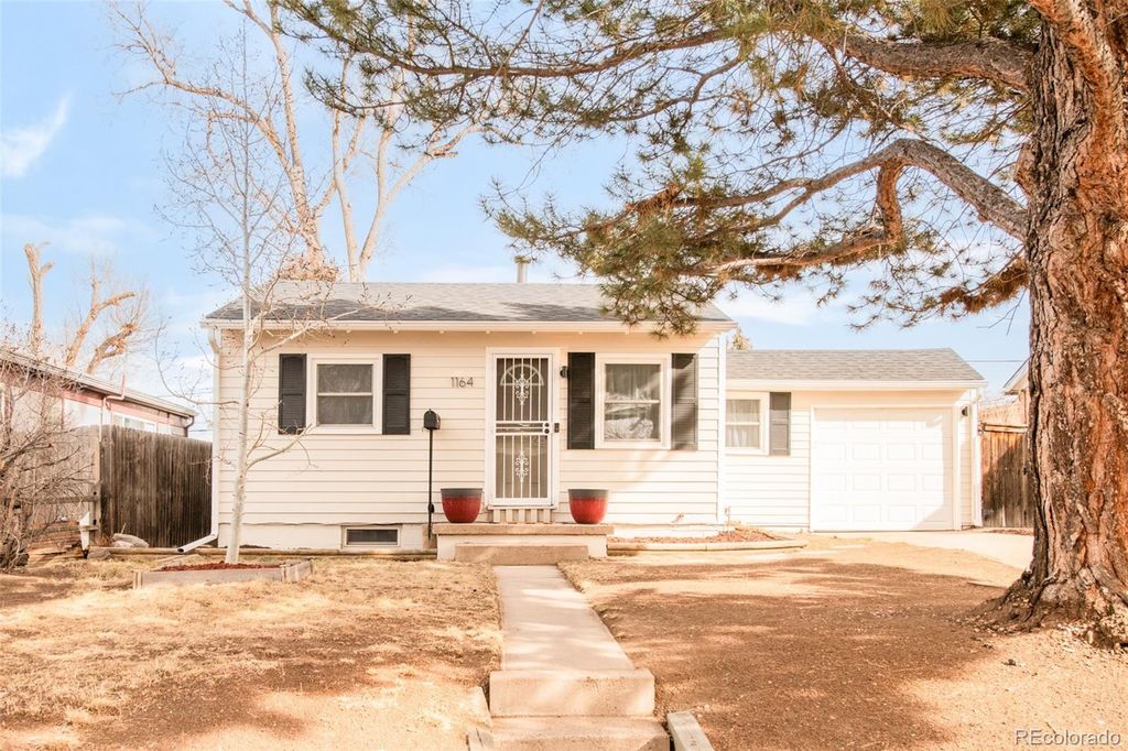 1164 Roslyn Street, Denver, CO 80220