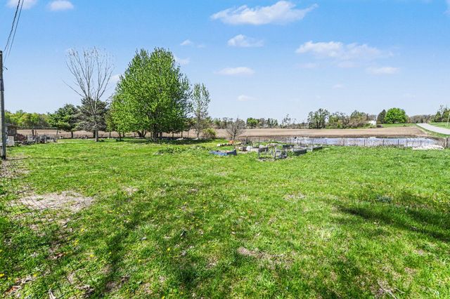 52290 Townhall Road, Dowagiac, MI 49047
