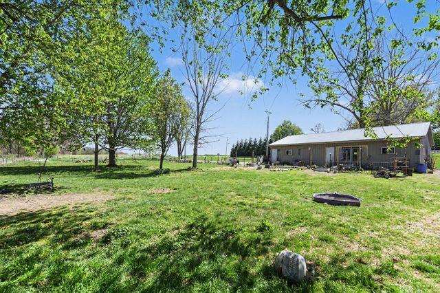 52290 Townhall Road, Dowagiac, MI 49047