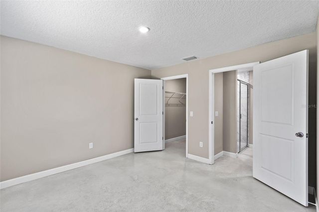 921 E CLIFFORD AVENUE, Eustis, FL 32726