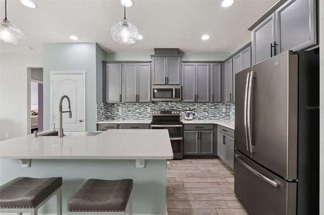 163 BLUE FLAX POINT, Longwood, FL 32750