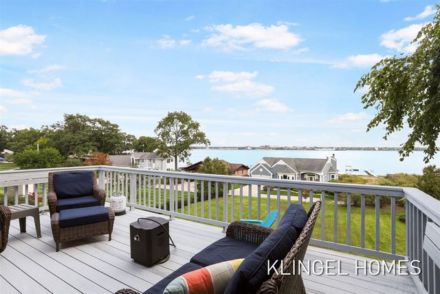 777 Ruddiman Drive, Muskegon, MI 49445