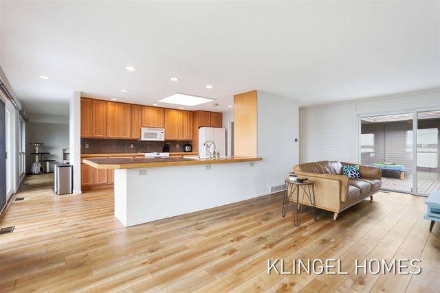 777 Ruddiman Drive, Muskegon, MI 49445