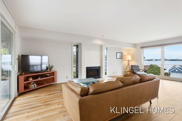 777 Ruddiman Drive, Muskegon, MI 49445