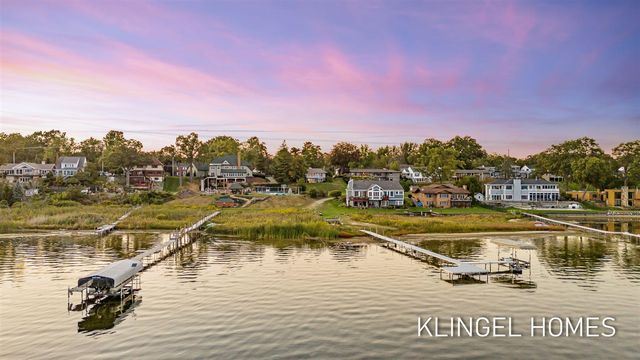 777 Ruddiman Drive, Muskegon, MI 49445