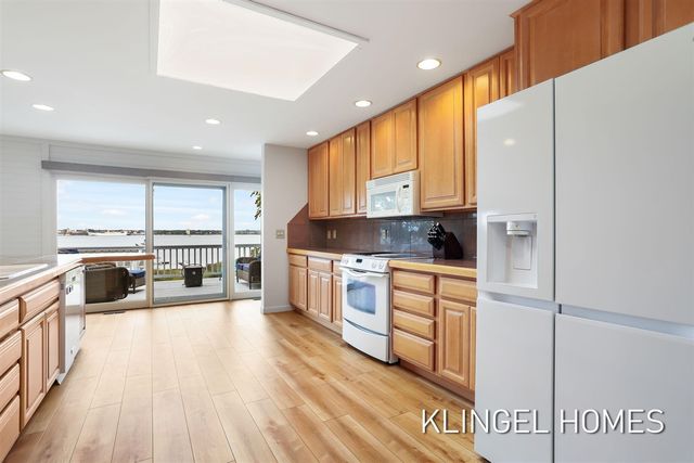 777 Ruddiman Drive, Muskegon, MI 49445