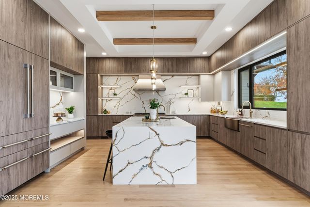 60 Baker Road, Livingston, NJ 07039