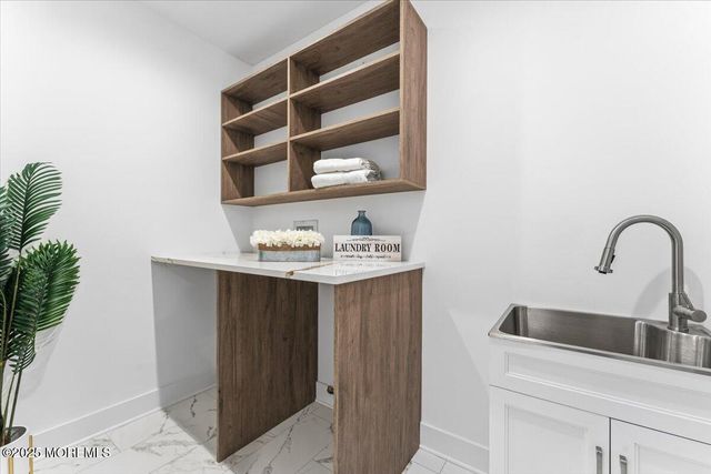 60 Baker Road, Livingston, NJ 07039