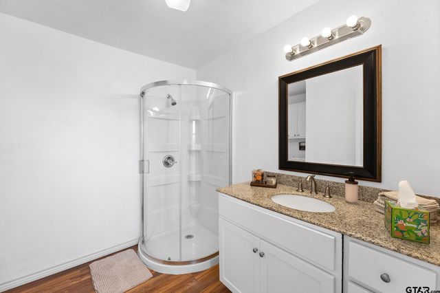 17215 Tarlton Road, Mabank, TX 75147