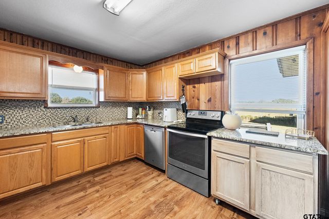 17215 Tarlton Road, Mabank, TX 75147