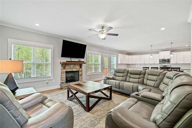 2 Village Ridge, Jasper, GA 30143