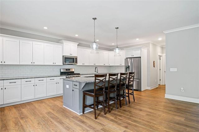 2 Village Ridge, Jasper, GA 30143